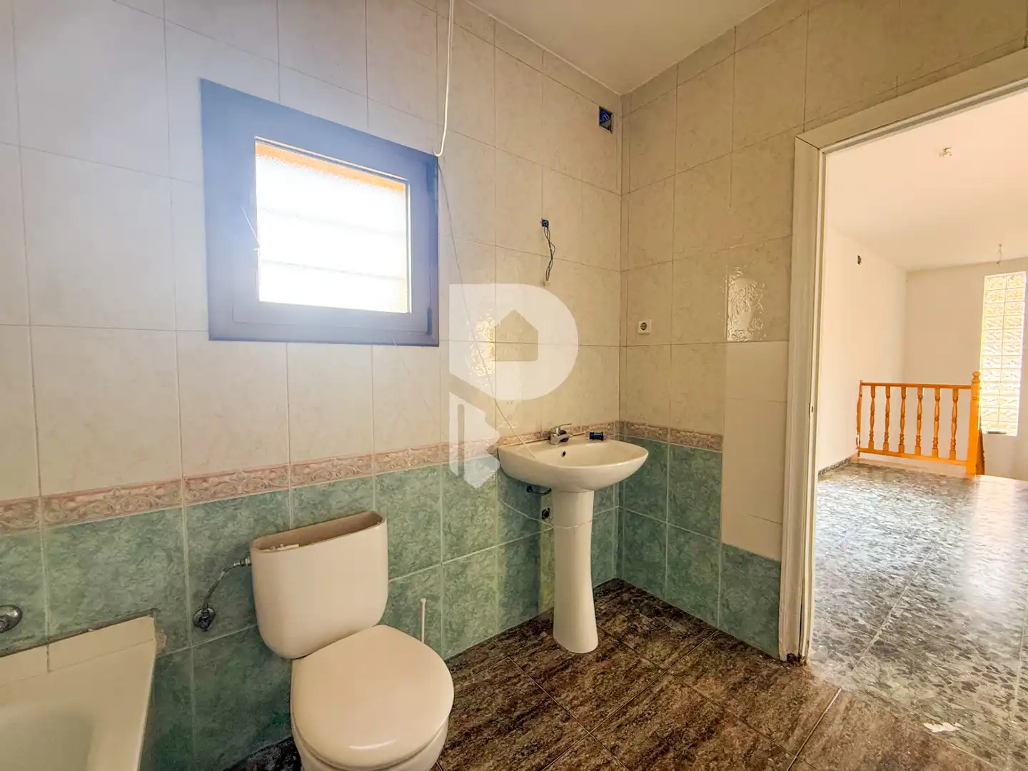 Bathroom of Houses for sale in Vallirana  with Air Conditioner, Private garden and Terrace