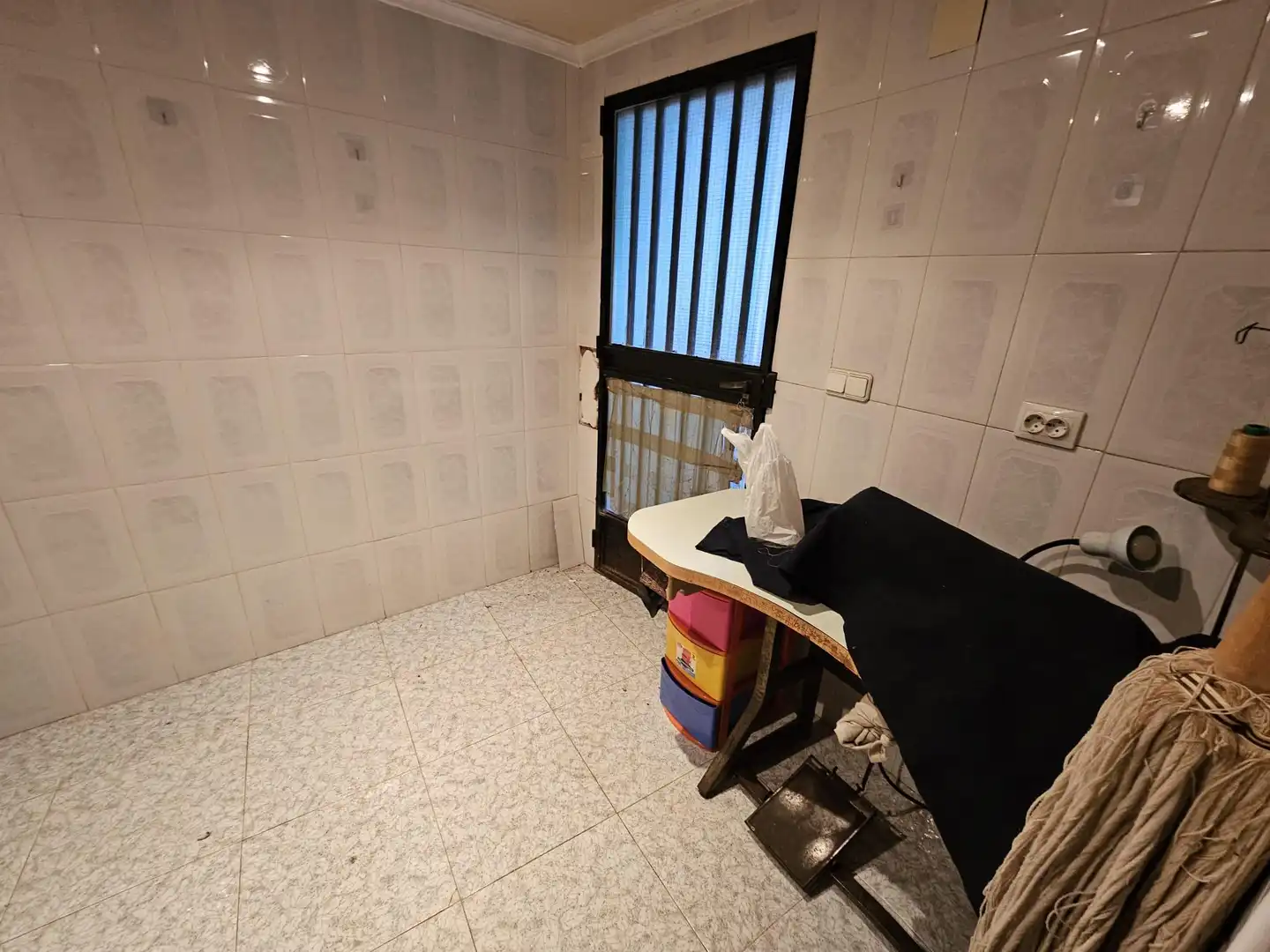 Detached homes for sale in Monóvar  / Monòver  with Air Conditioner, Heating and Storage room
