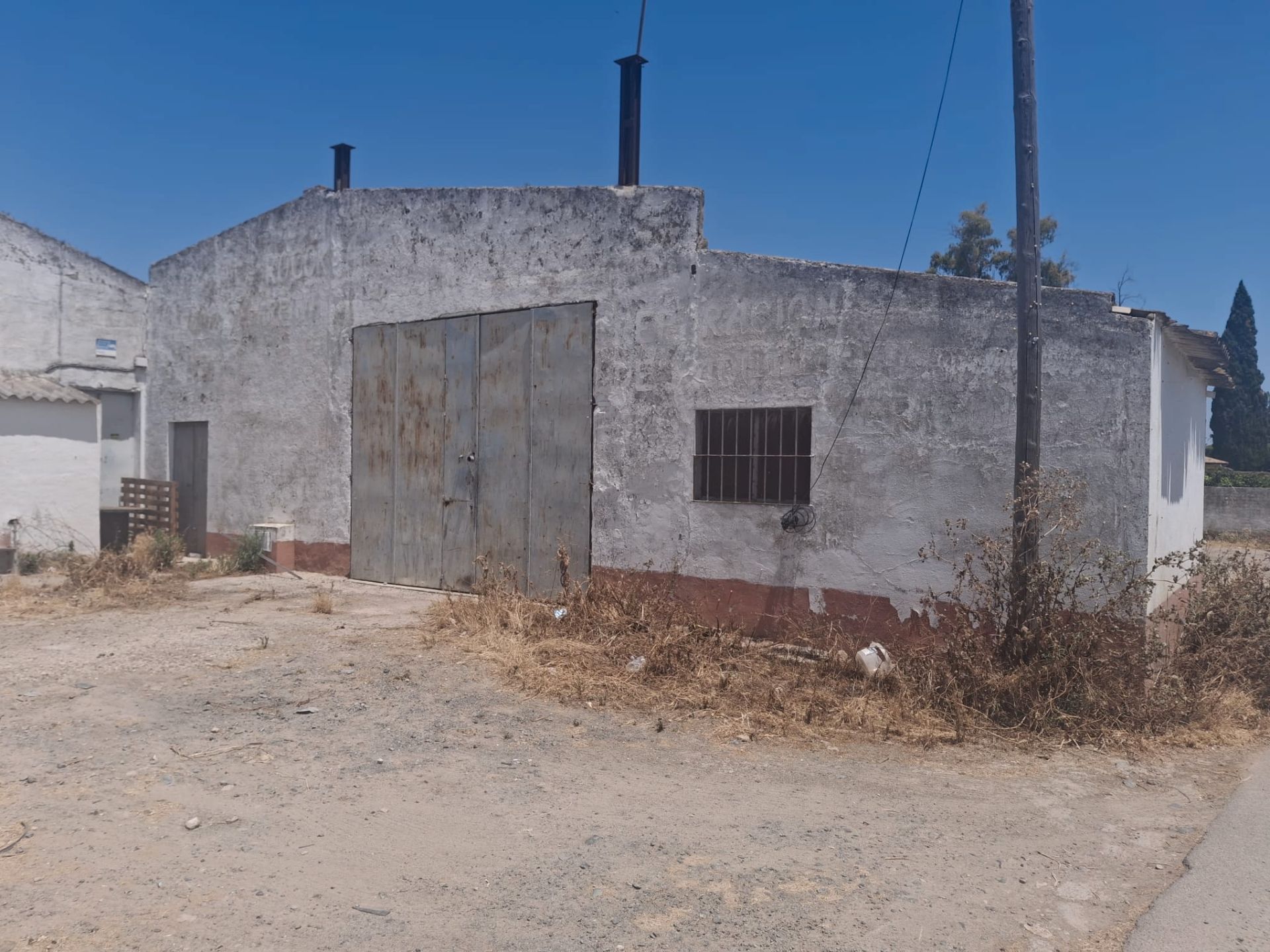 Vista exterior de Nau industrial de lloguer en Villaverde del Río