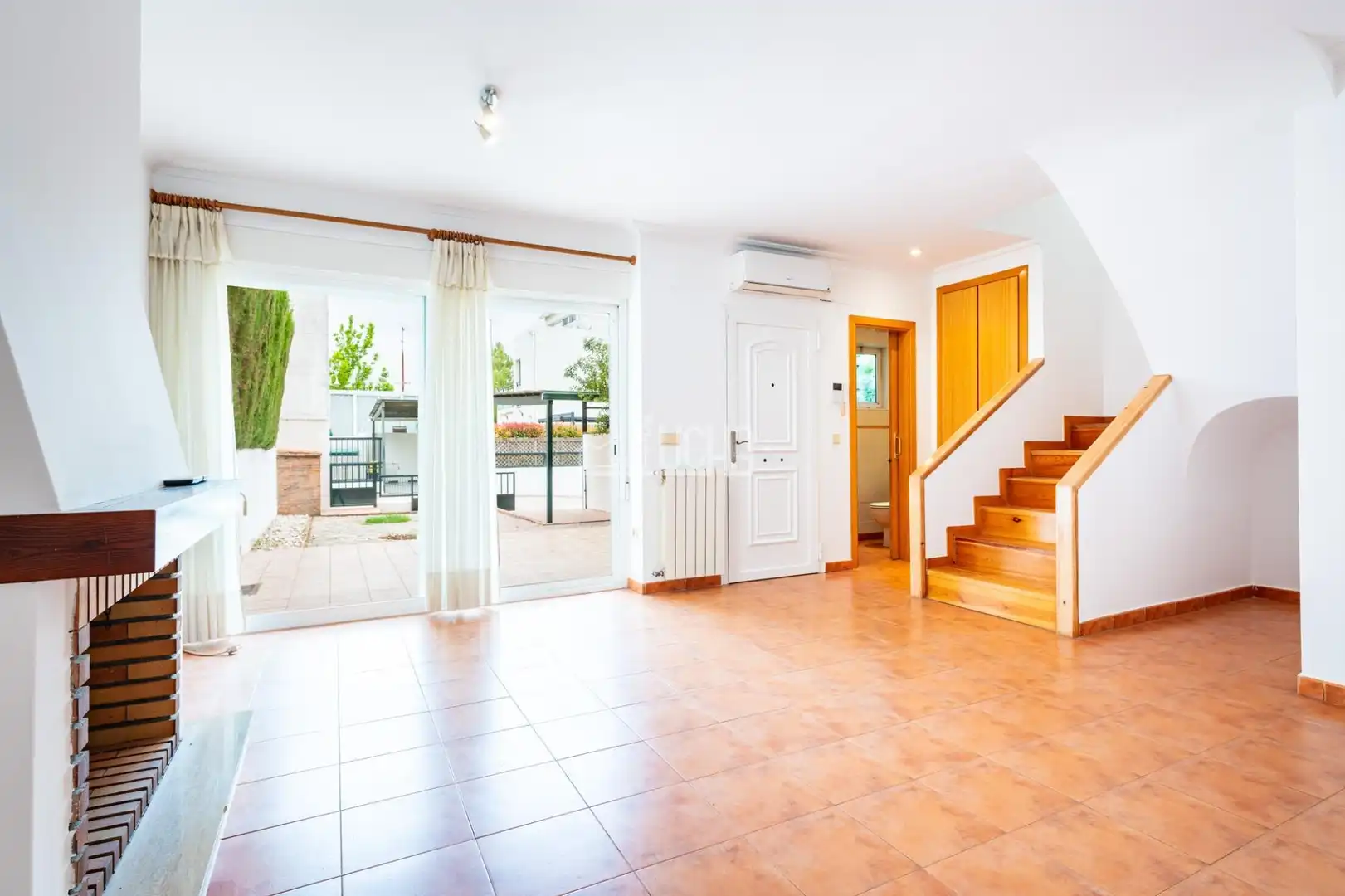 Casa adosada en venta en Bétera con Aire acondicionado, Calefacción y Terraza