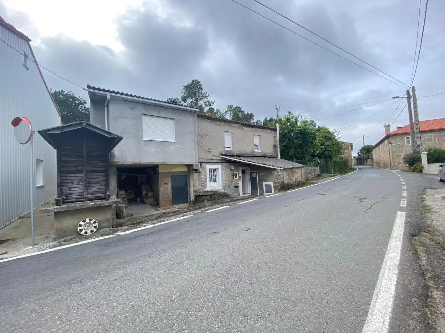 Vista exterior de Casa o xalet en venda en Arteixo amb Moblat i Forn