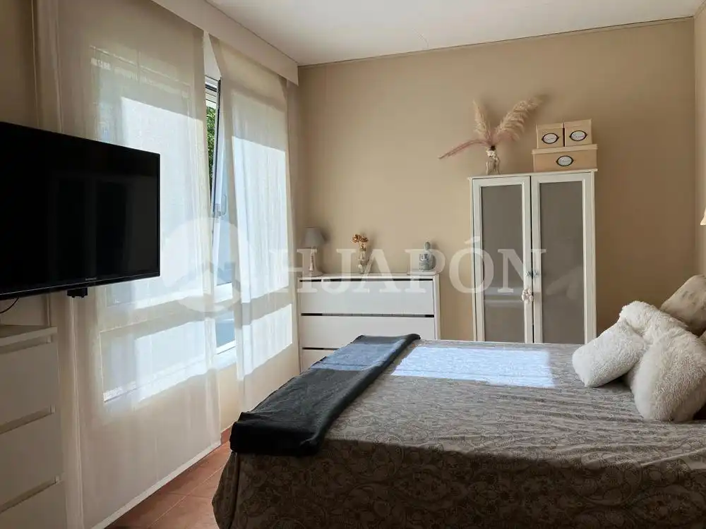 Dormitori de Casa o xalet en venda en Alella amb Aire condicionat, Calefacció i Jardí privat