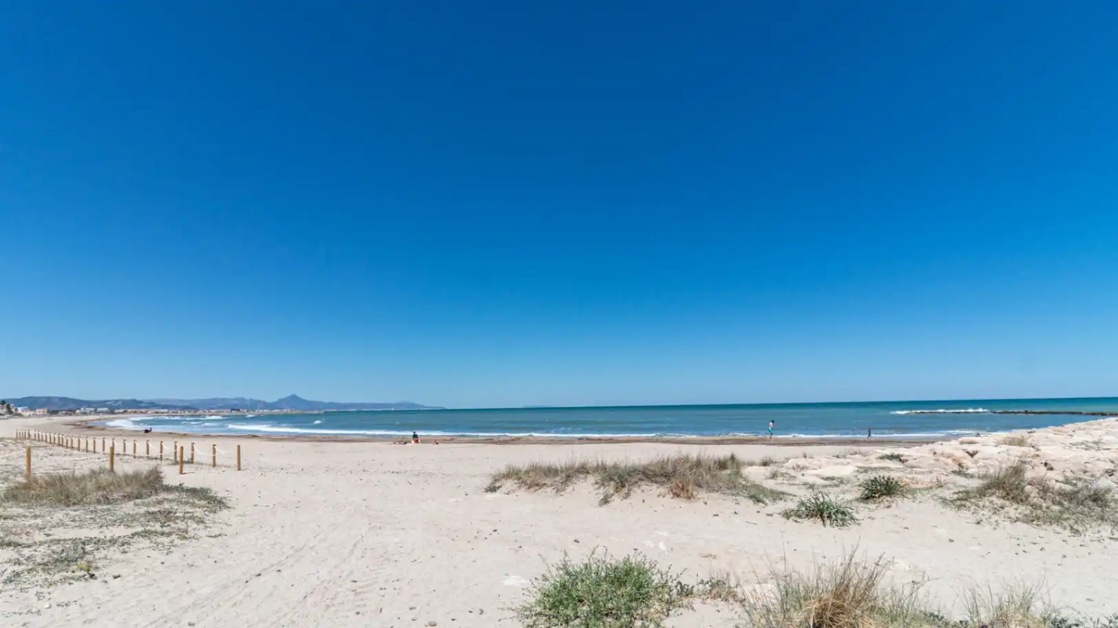 Außenansicht von Wohnungen zum Verkauf in Dénia mit Klimaanlage, Heizung und Privatgarten