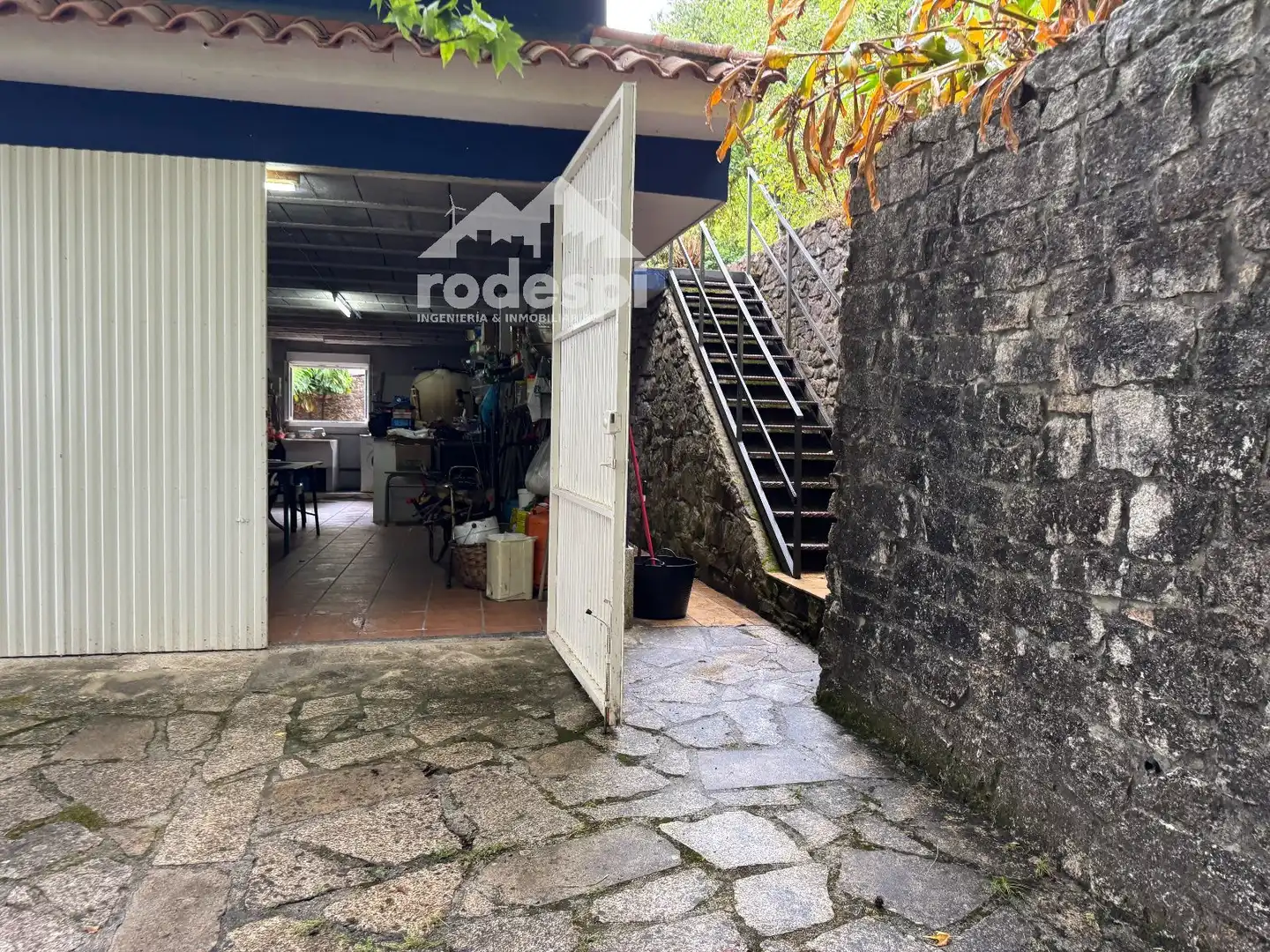 Außenansicht von Haus oder Chalet zum Verkauf in Sanxenxo mit Heizung, Abstellraum und Möbliert
