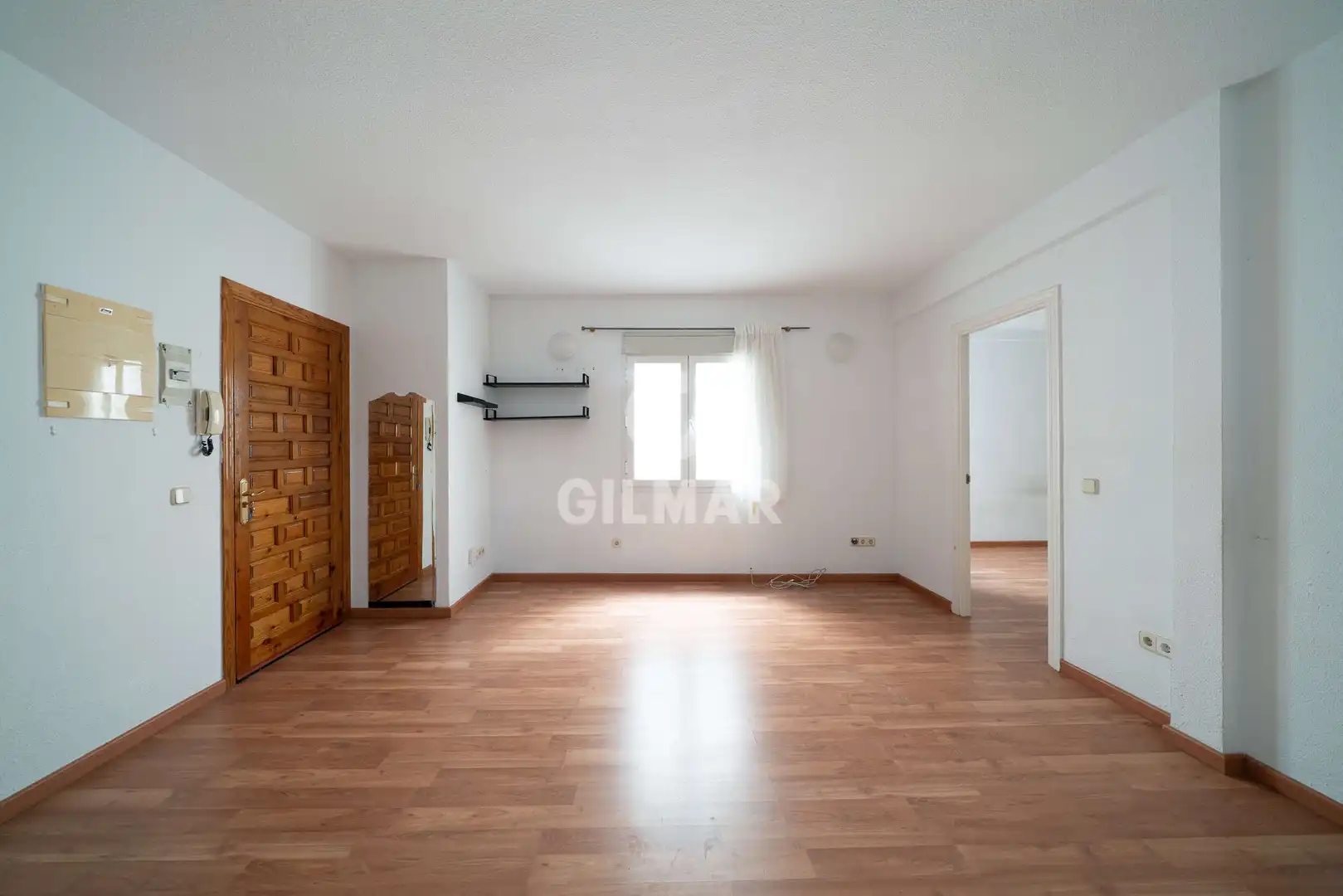Habitación de Piso en venta en Madrid con Calefacción