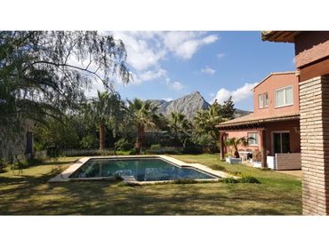 Chalet en venta en Partida Pedregals