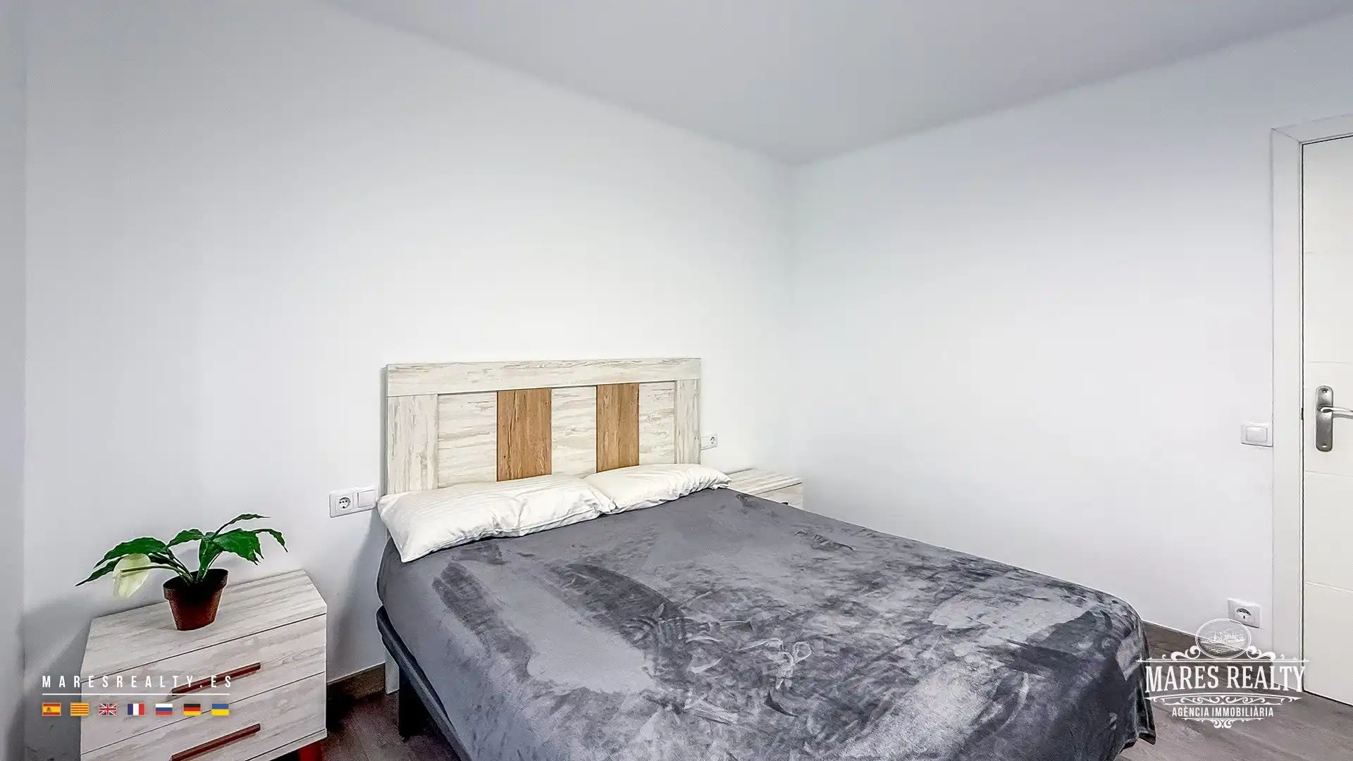Dormitori de Pis en venda en Blanes amb Aire condicionat, Calefacció i Terrassa