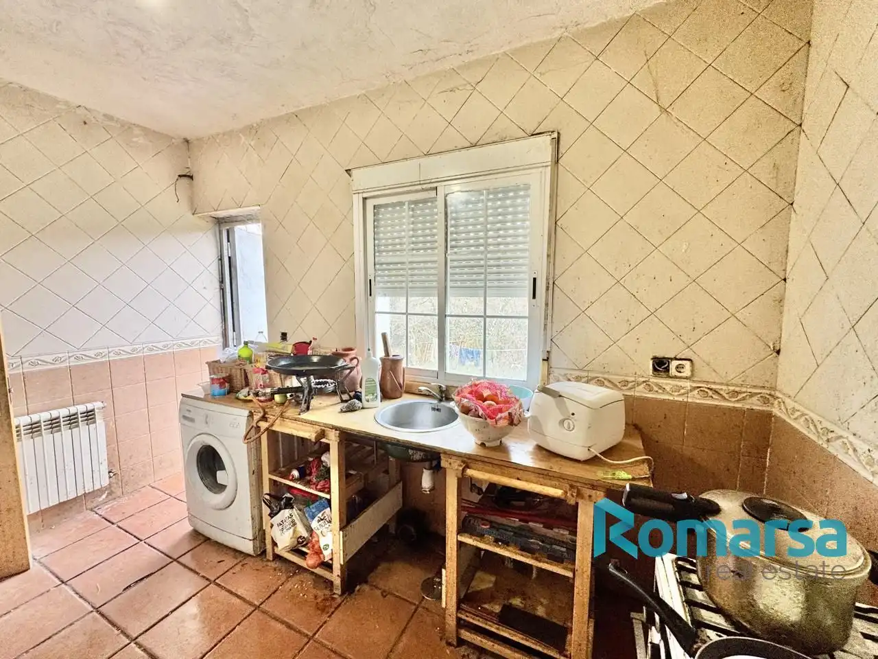 Cocina de Casa o chalet en venta en Navahondilla con Calefacción, Jardín privado y Trastero