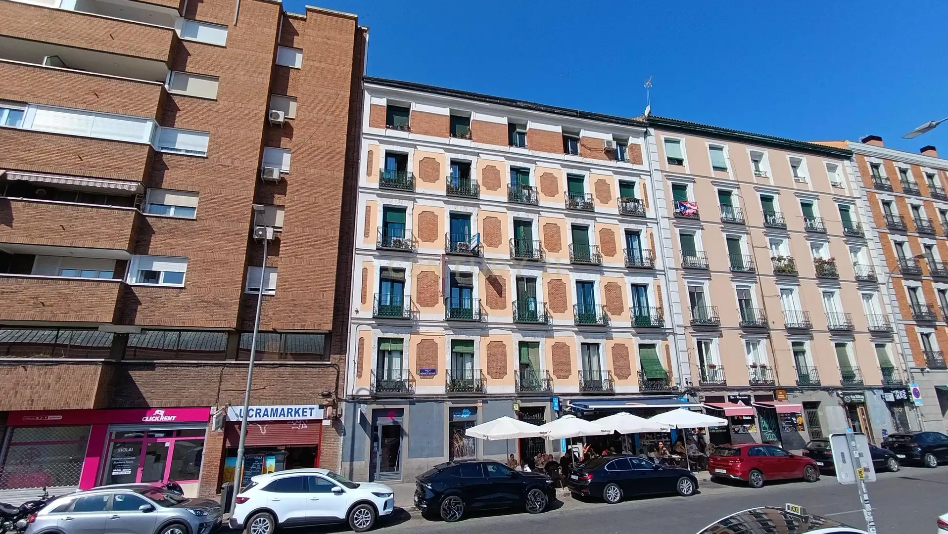 Exterior view of Flat for sale in Madrid  with Washing machine and Microwave