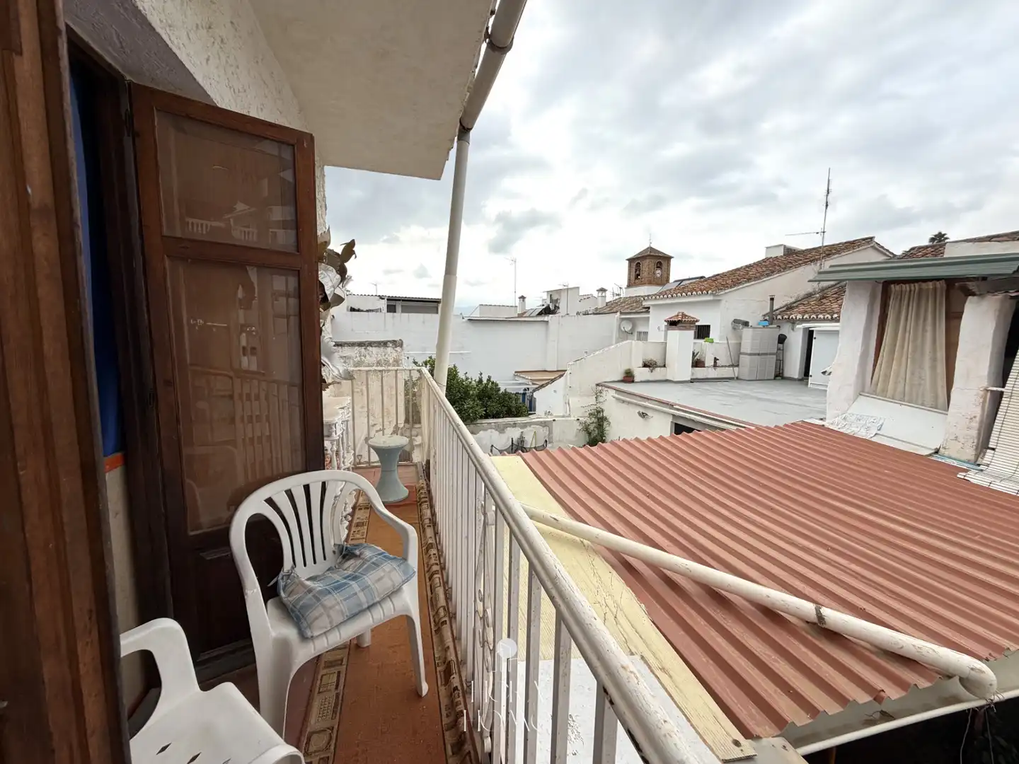 Terrassa de Casa adosada en venda en Pizarra amb Traster, Piscina i Moblat