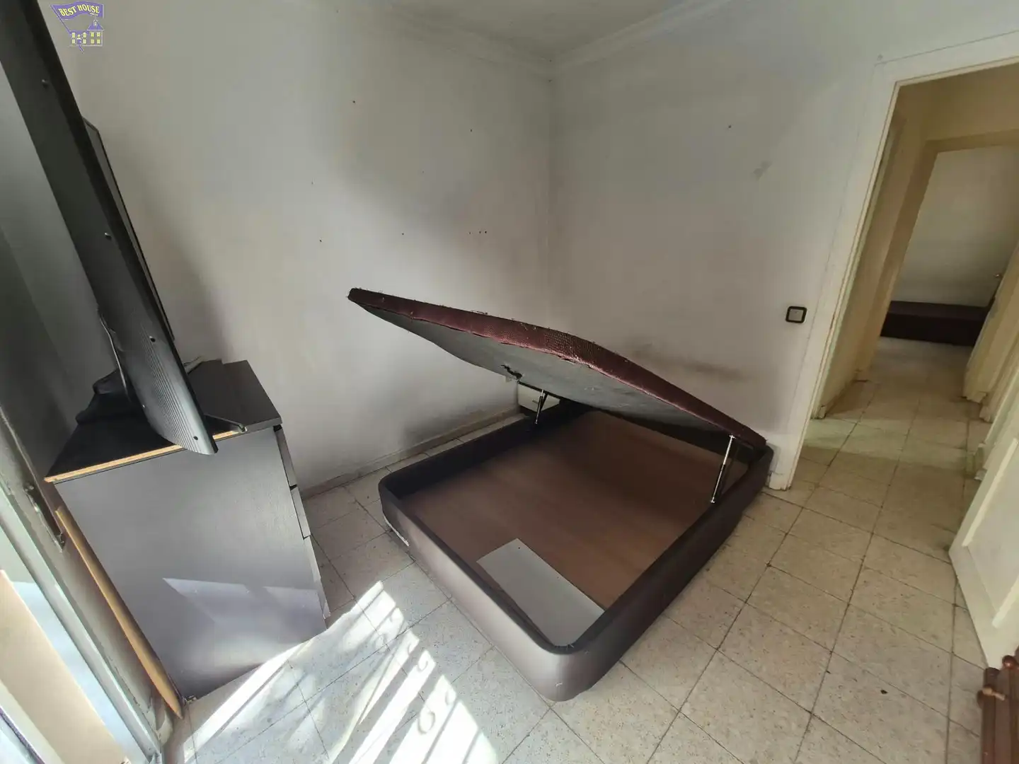 Habitación de Piso en venta en Arcos de la Frontera con Amueblado y Balcón