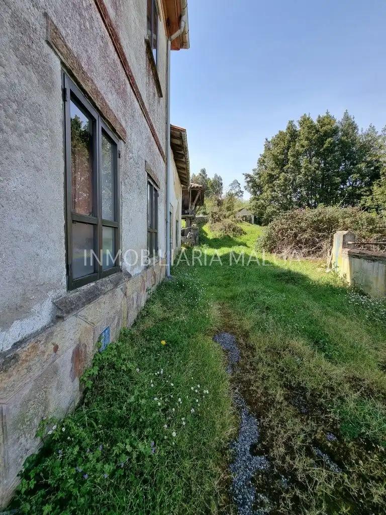 Casa o xalet en venda en Colunga amb Jardí privat i Traster