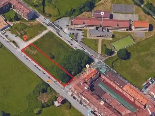 Wohnbaugrundstück zum Verkauf in Llanera