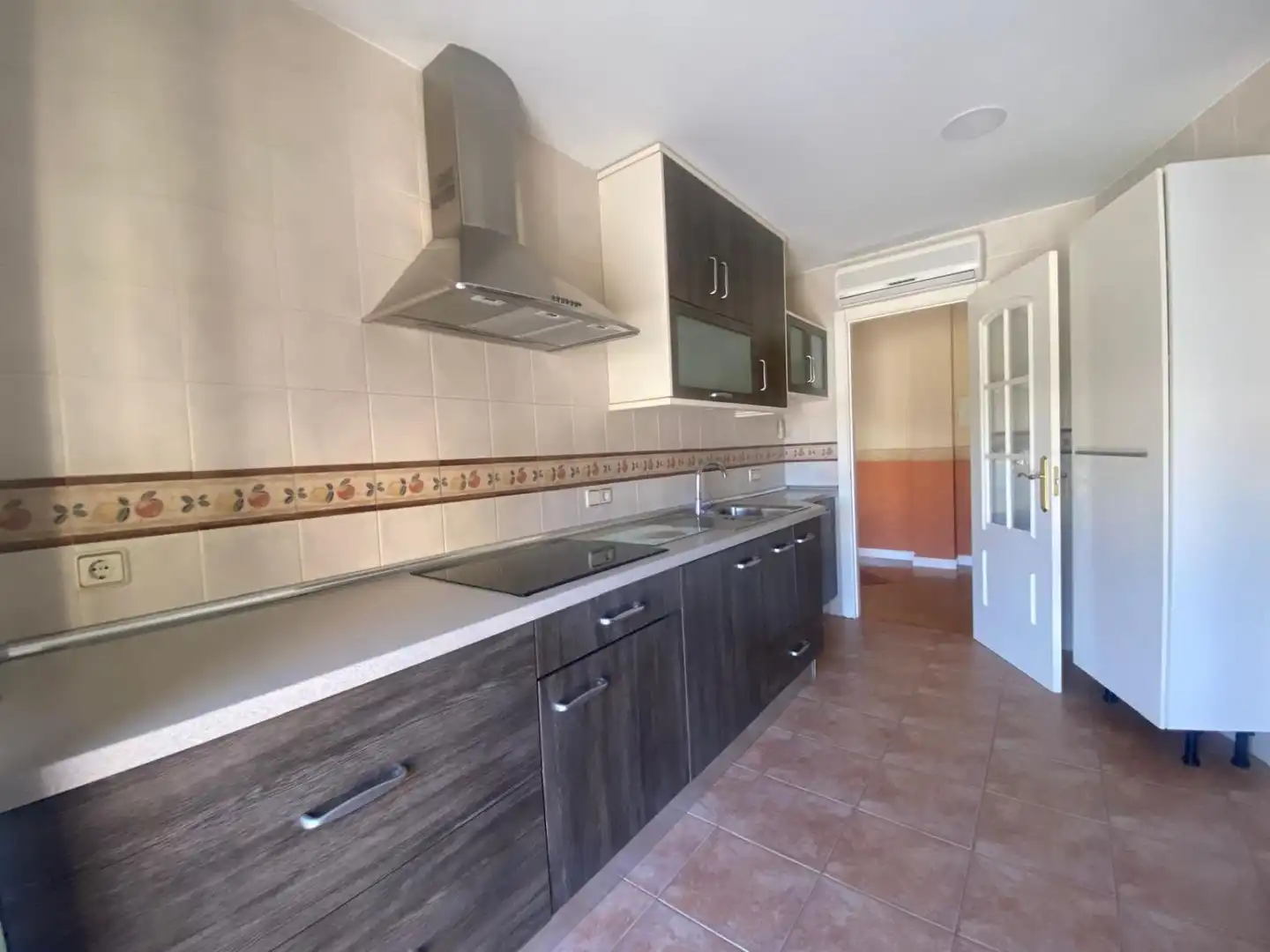 Cocina de Piso en venta en Valdepeñas con Aire acondicionado, Calefacción y Parquet