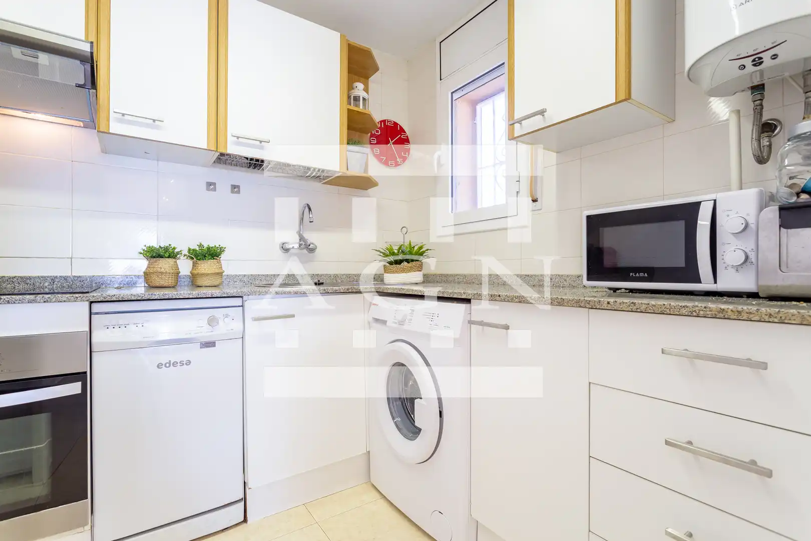 Kitchen of Flat for sale in Mont-roig del Camp  with Terrace, Furnished and Oven