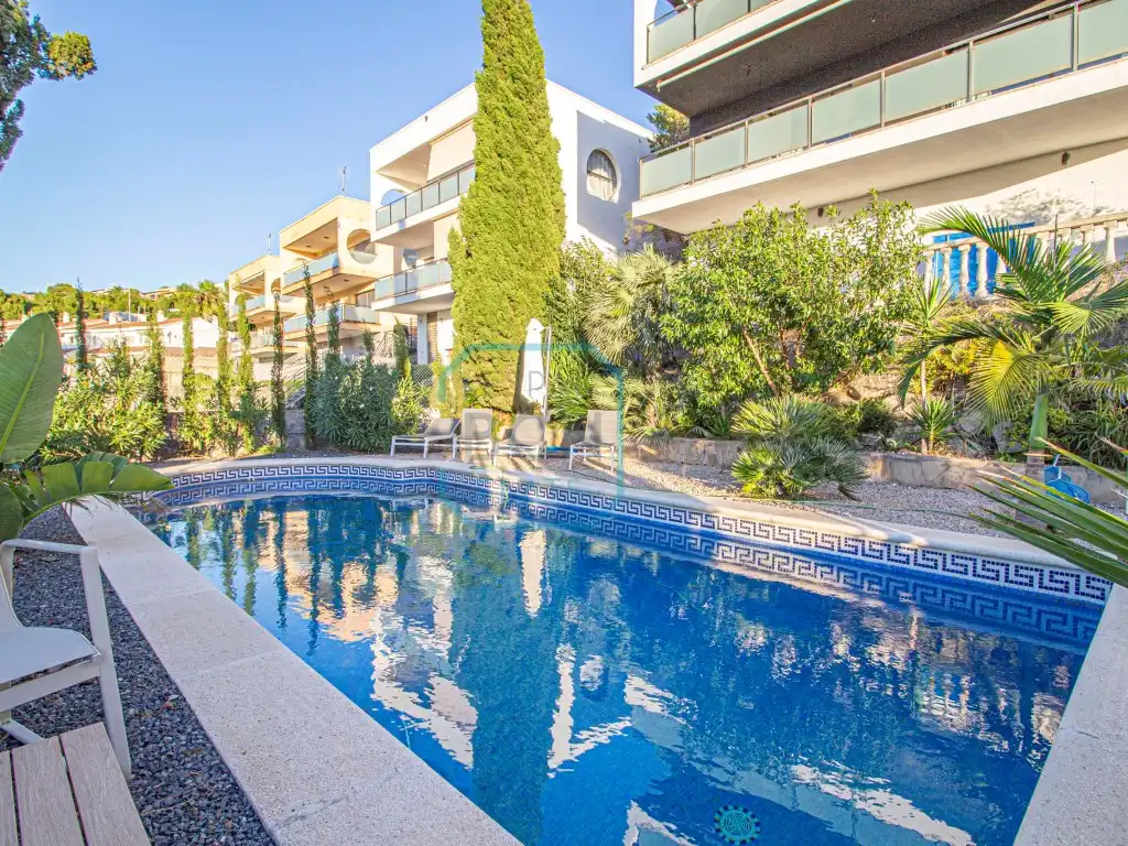 Schwimmbecken von Haus oder Chalet zum Verkauf in Calafell mit Klimaanlage, Schwimmbad und Balkon