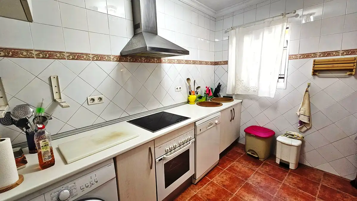 Küche von Haus oder Chalet zum Verkauf in Cortegana mit Privatgarten und Abstellraum