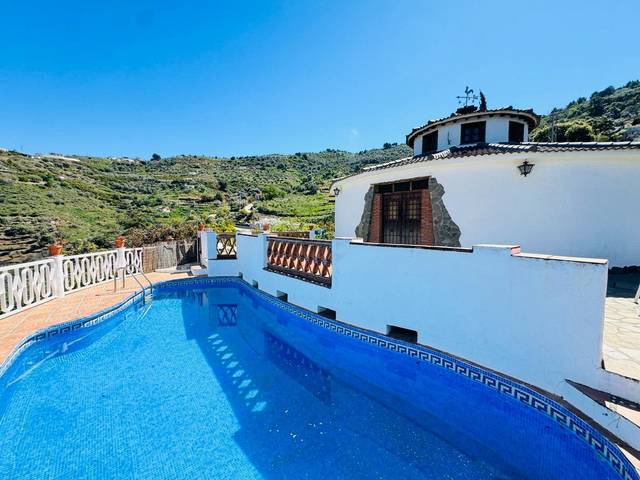 Casa-chalet en Venta en Torrox Pueblo