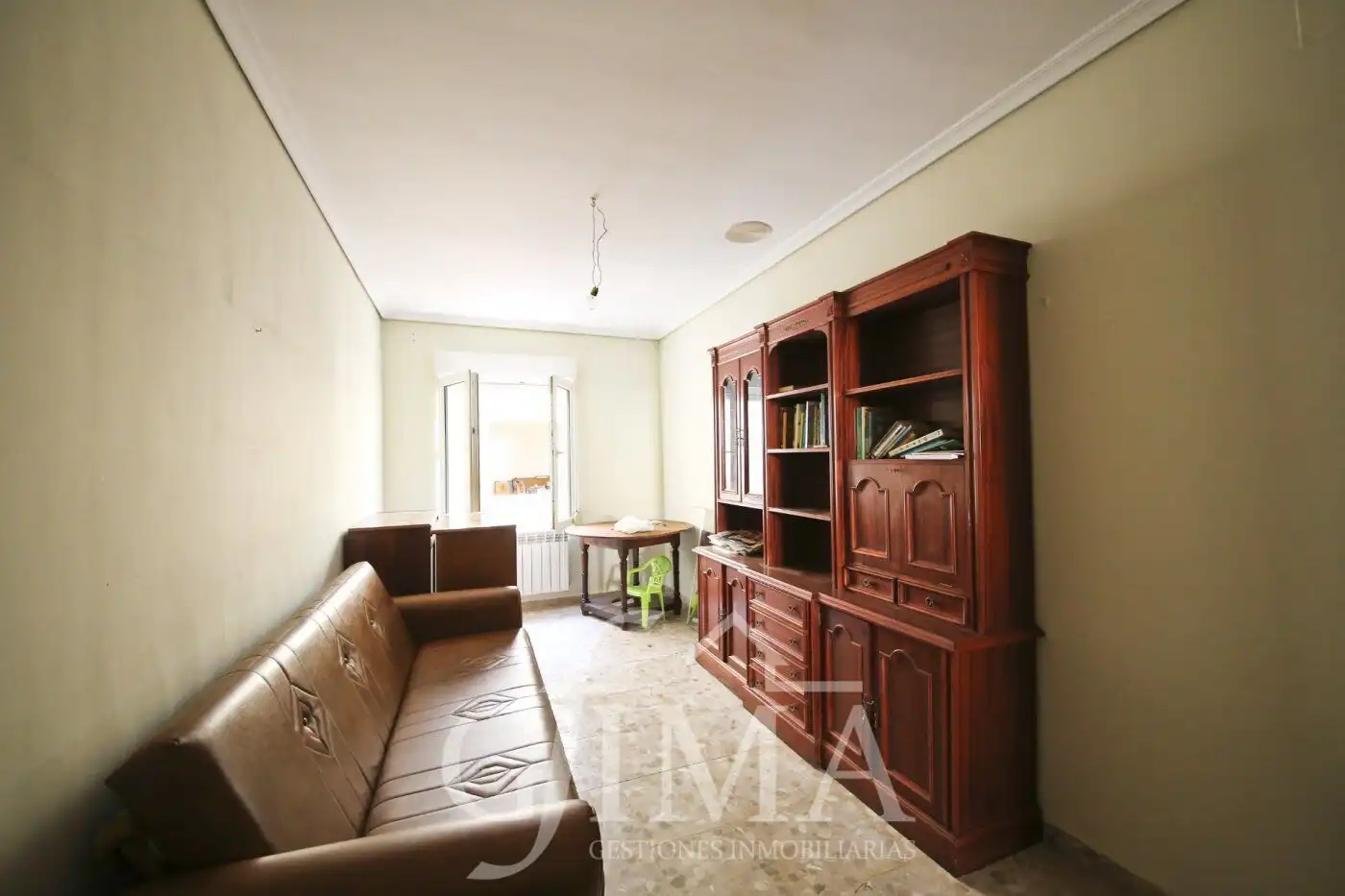 Casa adosada en venta en Tomelloso