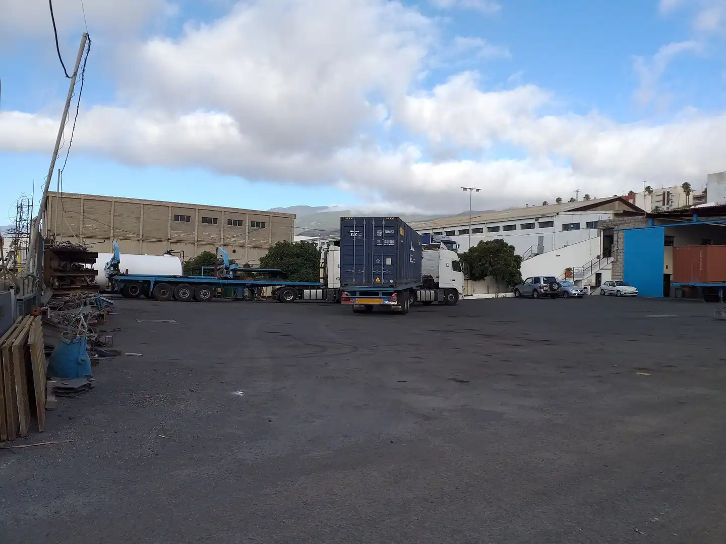 Exterior view of Industrial buildings for sale in Santa Cruz de Tenerife