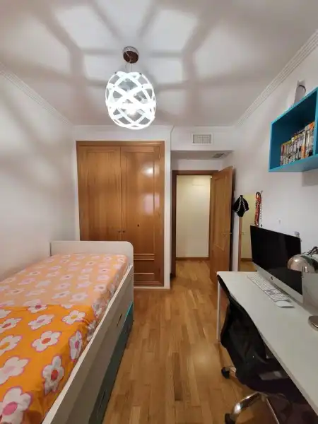 Piso en venta en Calle la Unión Mercantil, 31, Martín Carpena - Torre del Río