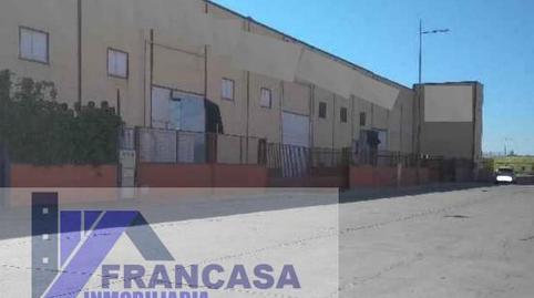 Foto 3 von Fabrikhallen zum Verkauf in Escalonilla, Toledo