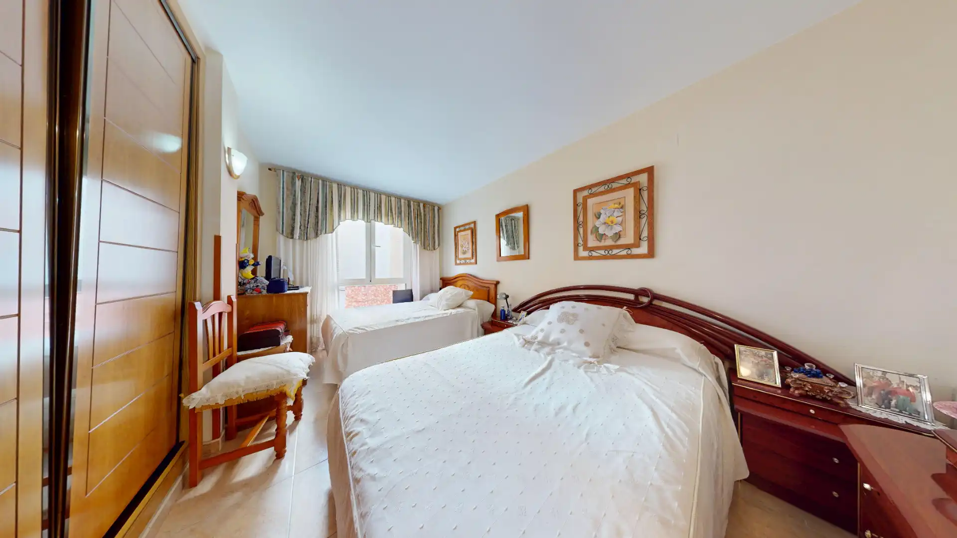 Habitación de Piso en venta en Sant Joan d'Alacant con Aire acondicionado, Terraza y Amueblado
