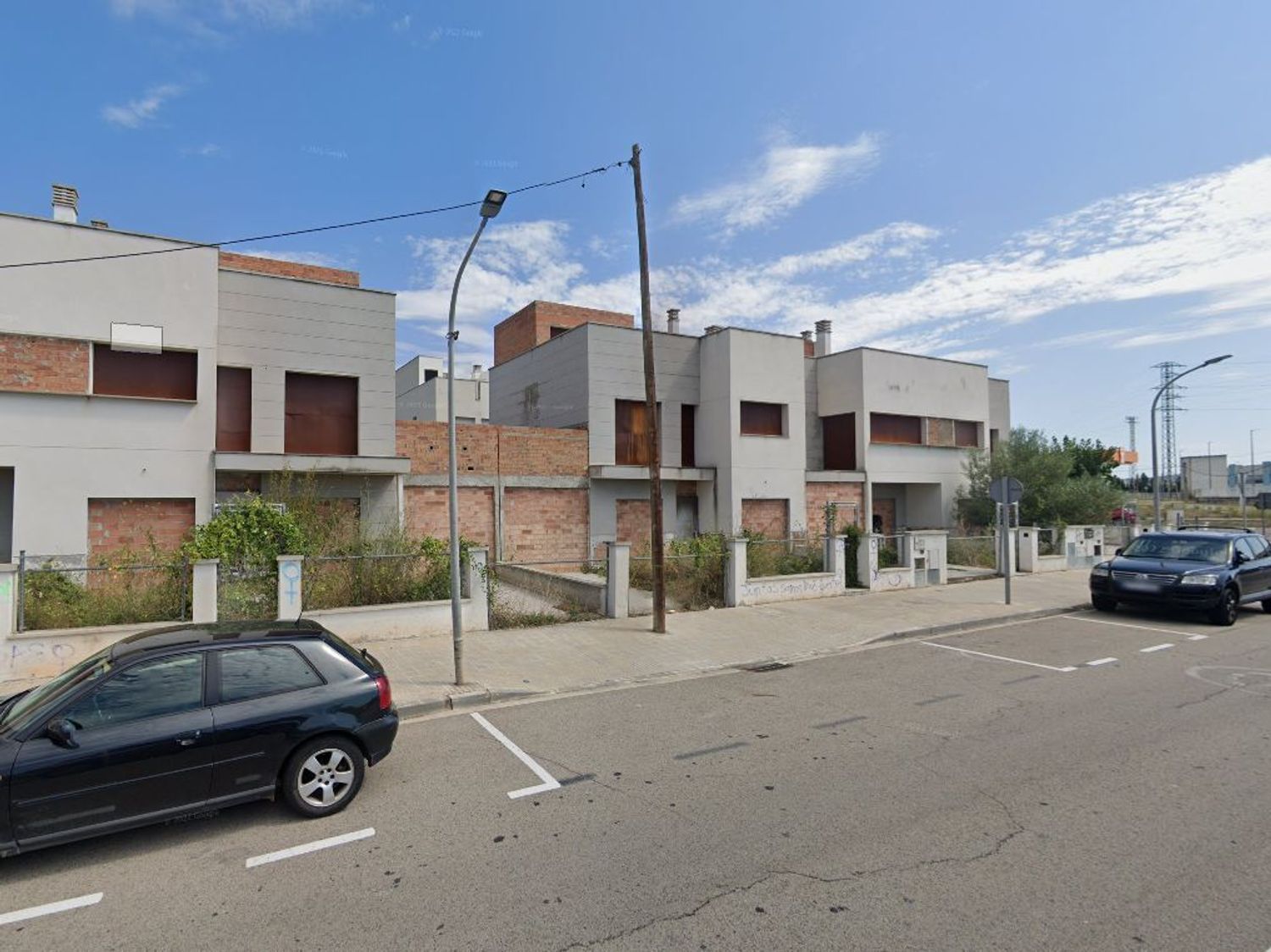 Vista exterior de Edifici en venda en Santa Oliva