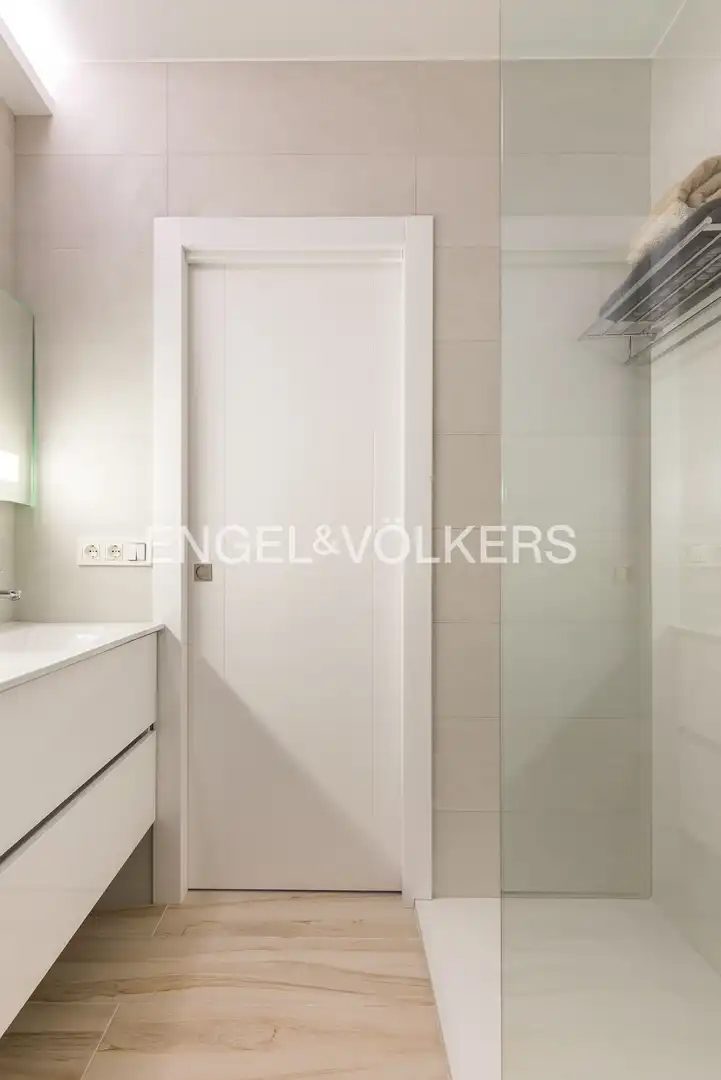 Wohnung zur Miete in Madrid mit Klimaanlage, Heizung und Möbliert