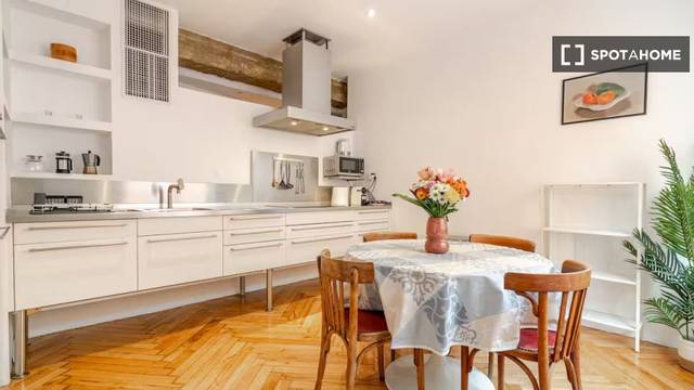 Piso en Alquiler en Universidad - Malasaña