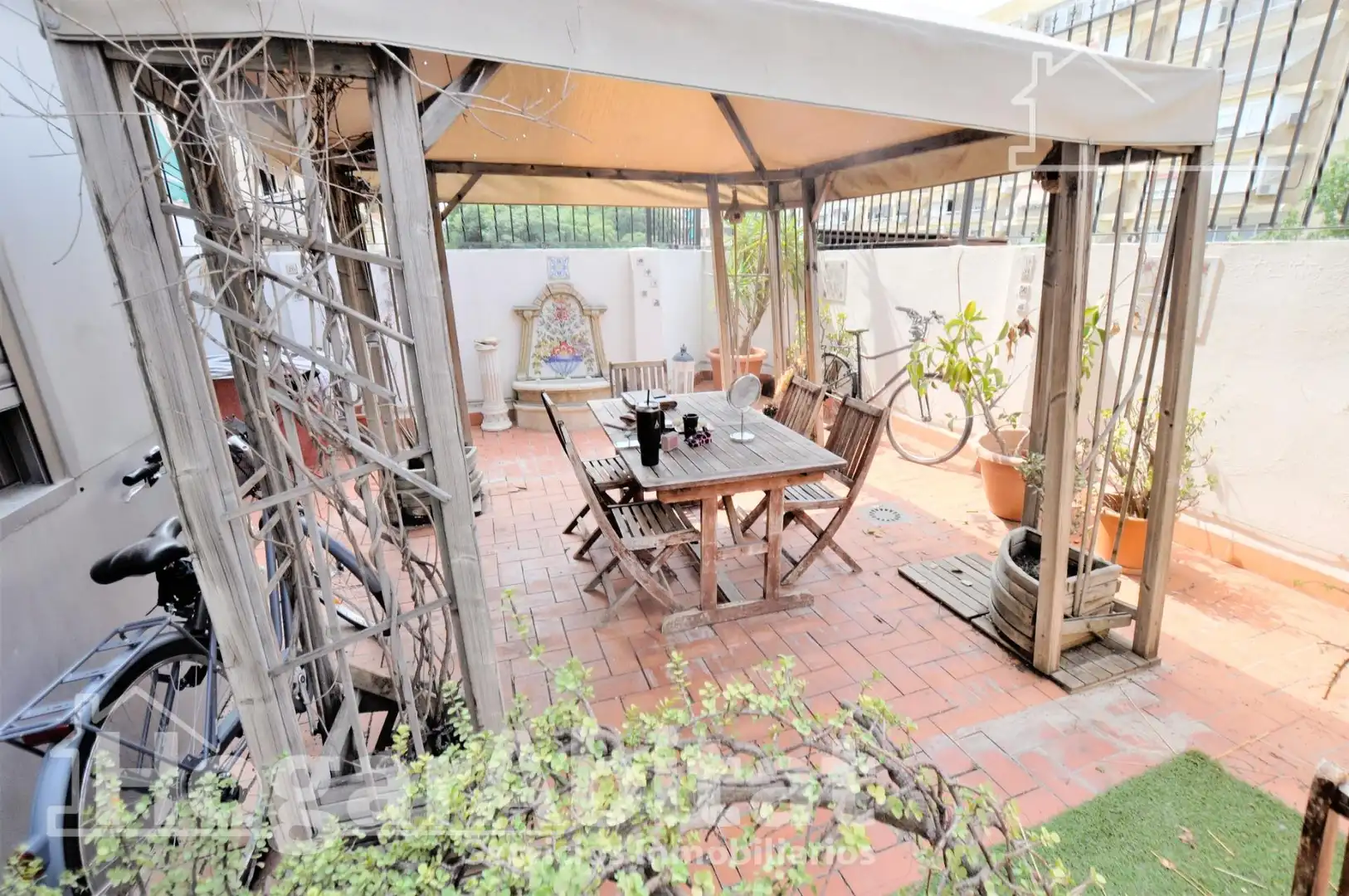 Terraza de Piso en venta en Valencia con Aire acondicionado, Terraza y Amueblado
