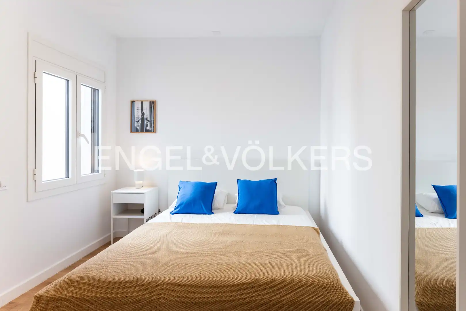 Schlafzimmer von Dachboden zum Verkauf in Barcelona mit Klimaanlage, Heizung und Parkett