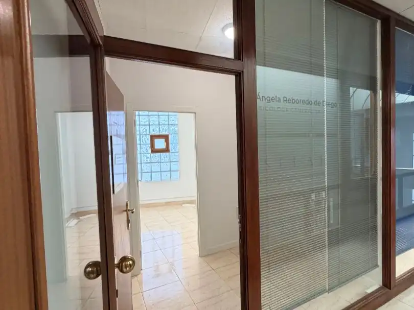 Büro zur Miete in Vitoria - Gasteiz