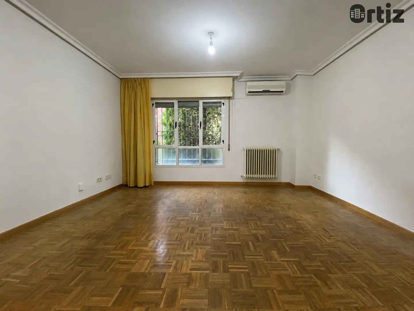Bedroom of Flat for sale in Torrejón de Ardoz  with Heating and Parquet flooring