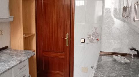 Foto 3 de Piso de alquiler en Calle de San Cayetano, Embajadores - Lavapiés,  Madrid Capital