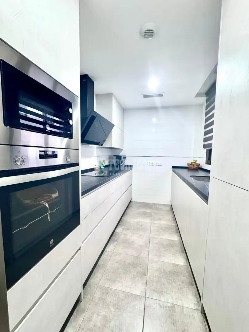 Kitchen of Flat for sale in Córdoba  with Air Conditioner, Heating and Terrace