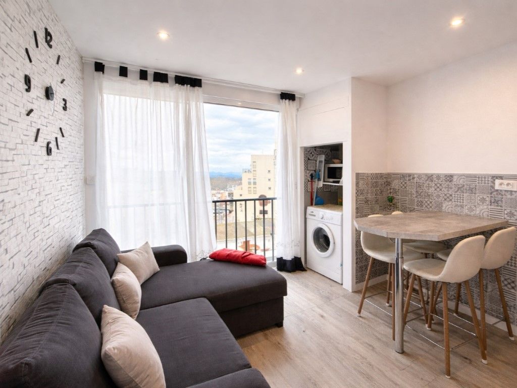 Dormitori de Apartament en venda en Empuriabrava