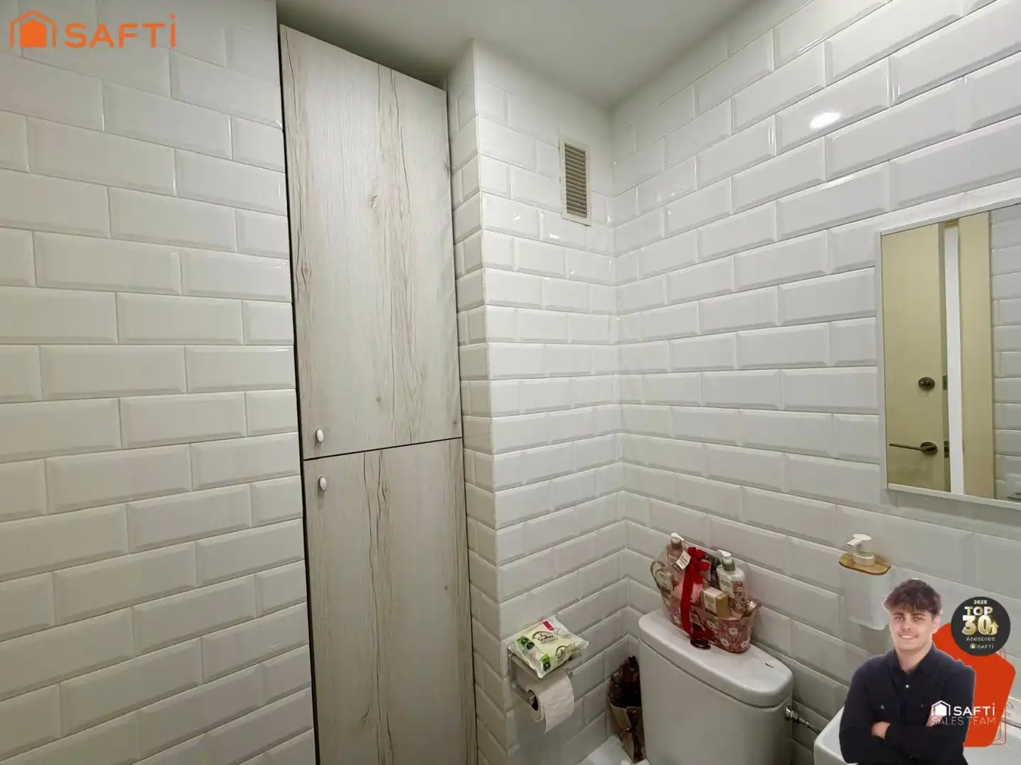 Baño de Piso en venta en Pineda de Mar con Calefacción y Balcón