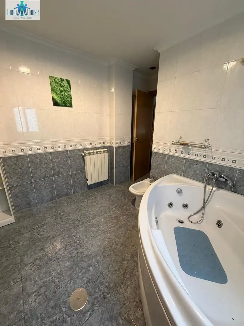 Baño de Dúplex en venta en Albacete con Calefacción y Amueblado