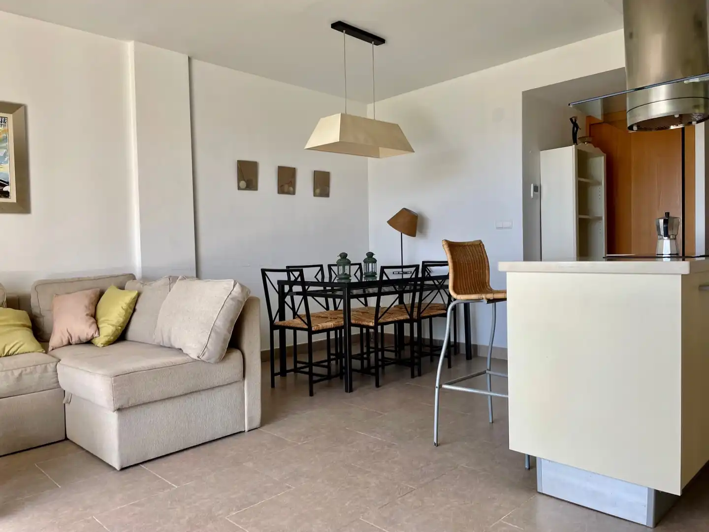 Esszimmer von Wohnungen zur Miete in Oliva mit Klimaanlage, Terrasse und Möbliert