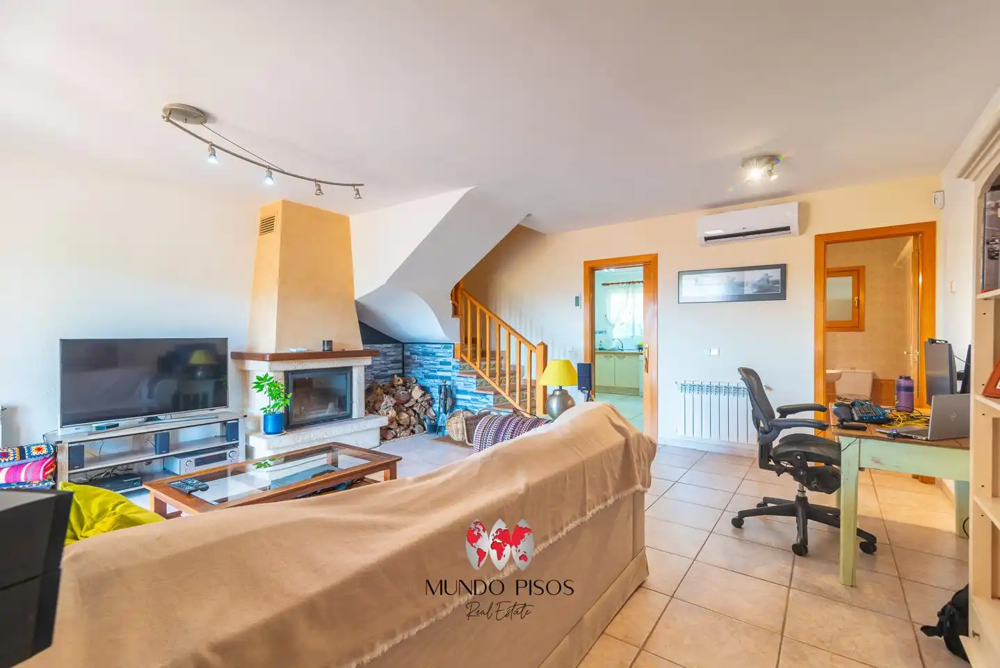 Sala de estar de Casa adosada en venta en Calvià con Aire acondicionado, Calefacción y Terraza