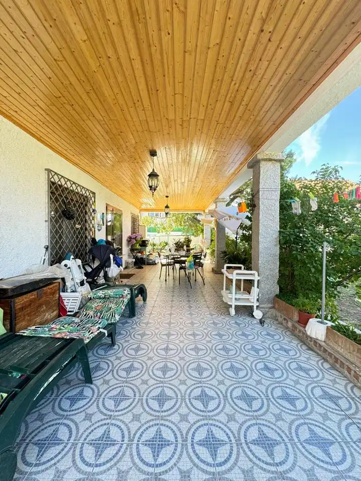Houses for sale in Pardo De Santallana, Carlos Ruiz