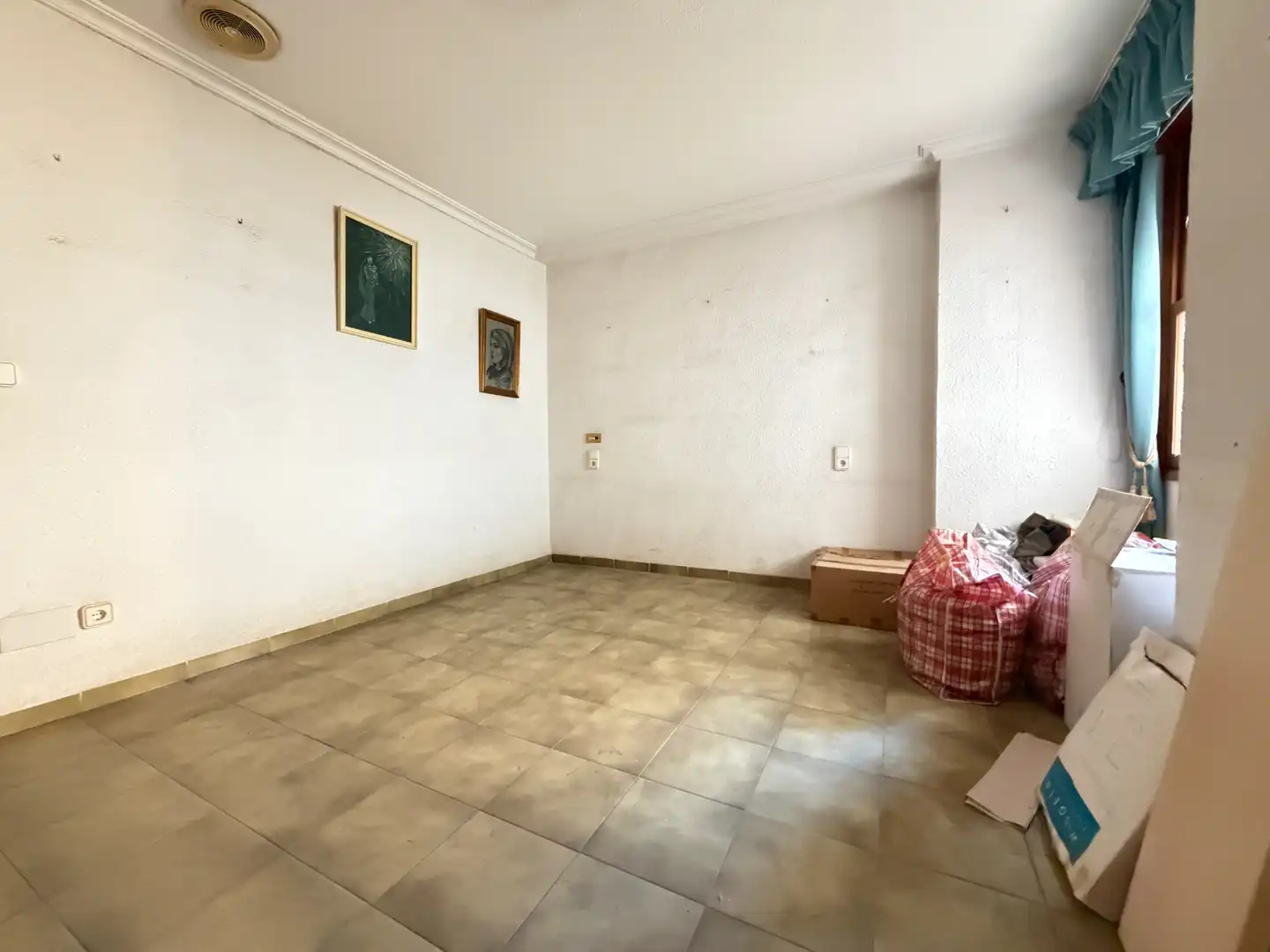 Flat for sale in Guardamar del Segura  with Terrace, Storage room and Furnished
