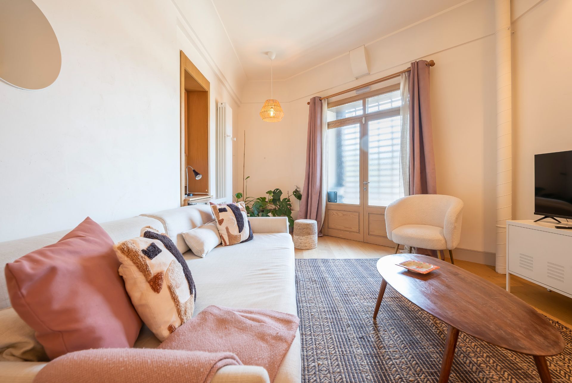 Sala d'estar de Pis en venda en  Madrid Capital amb Aire condicionat, Calefacció i Moblat