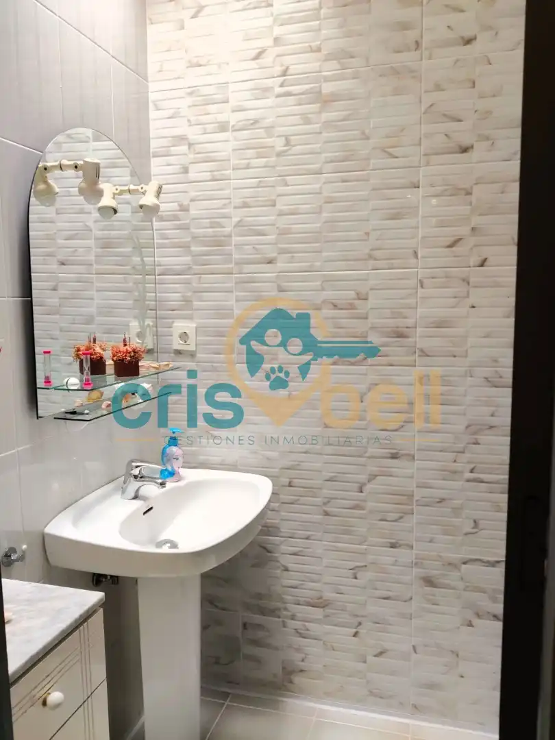 Bathroom of Flat for sale in Lorca  with Air Conditioner, Terrace and Furnished