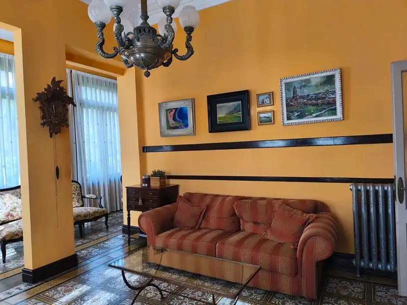 Sala de estar de Casa o chalet en venta en Nava con Amueblado
