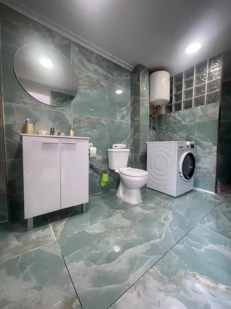 Bathroom of Houses for sale in Alzira  with Air Conditioner, Terrace and Furnished