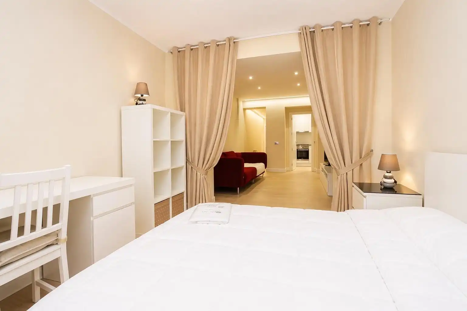 Habitación de Piso de alquiler en Madrid con Calefacción, Trastero y Amueblado