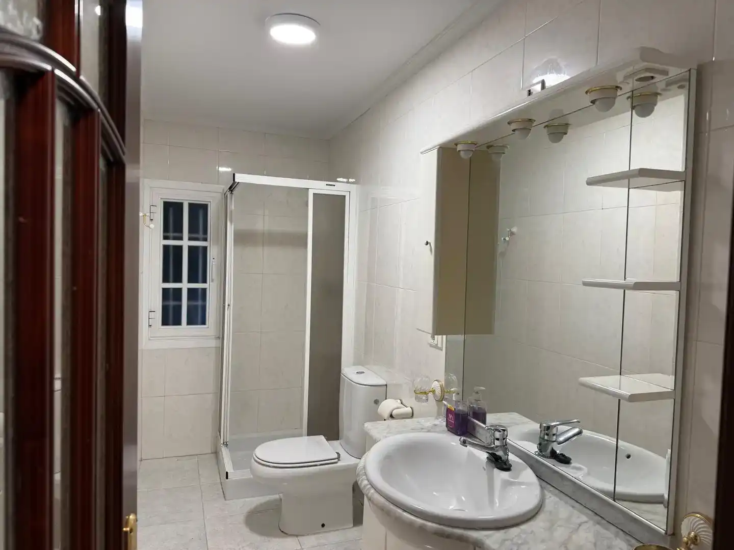 Bany de Casa o xalet en venda en Arteixo amb Balcó