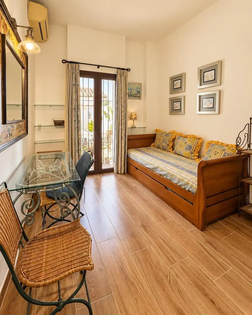Bedroom of Apartments for rent in Fuengirola  with Air Conditioner, Private garden and Furnished